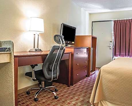 King Room - Non-Smoking