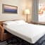 Fairfield Inn & Suites by Marriott Fresno North/Shaw Avenue