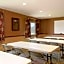 Super 8 by Wyndham Topeka at Forbes Landing