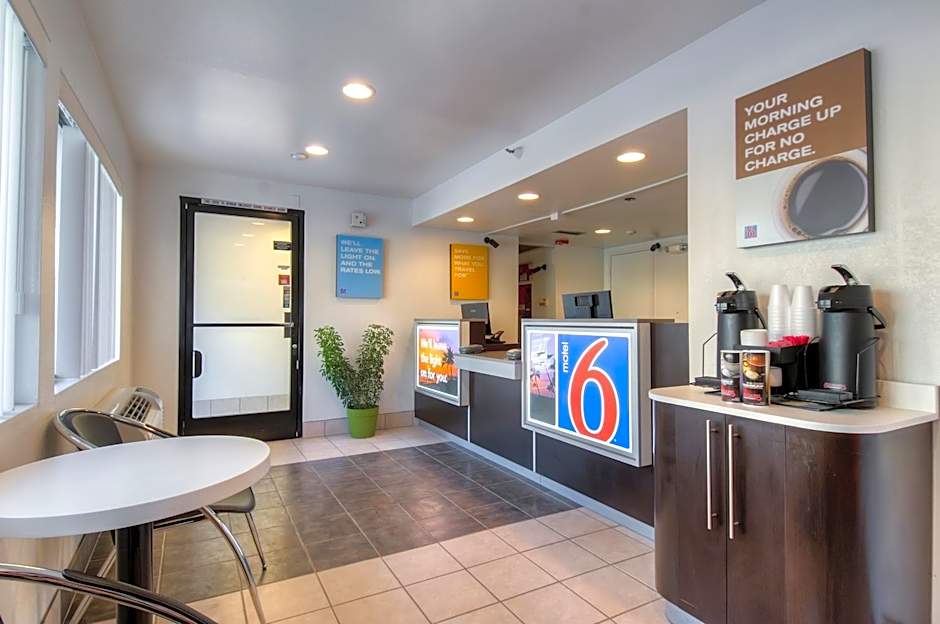 Motel 6-Oceanside, CA