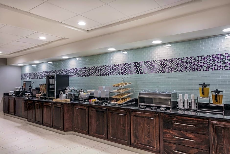 La Quinta by Wyndham Columbus North