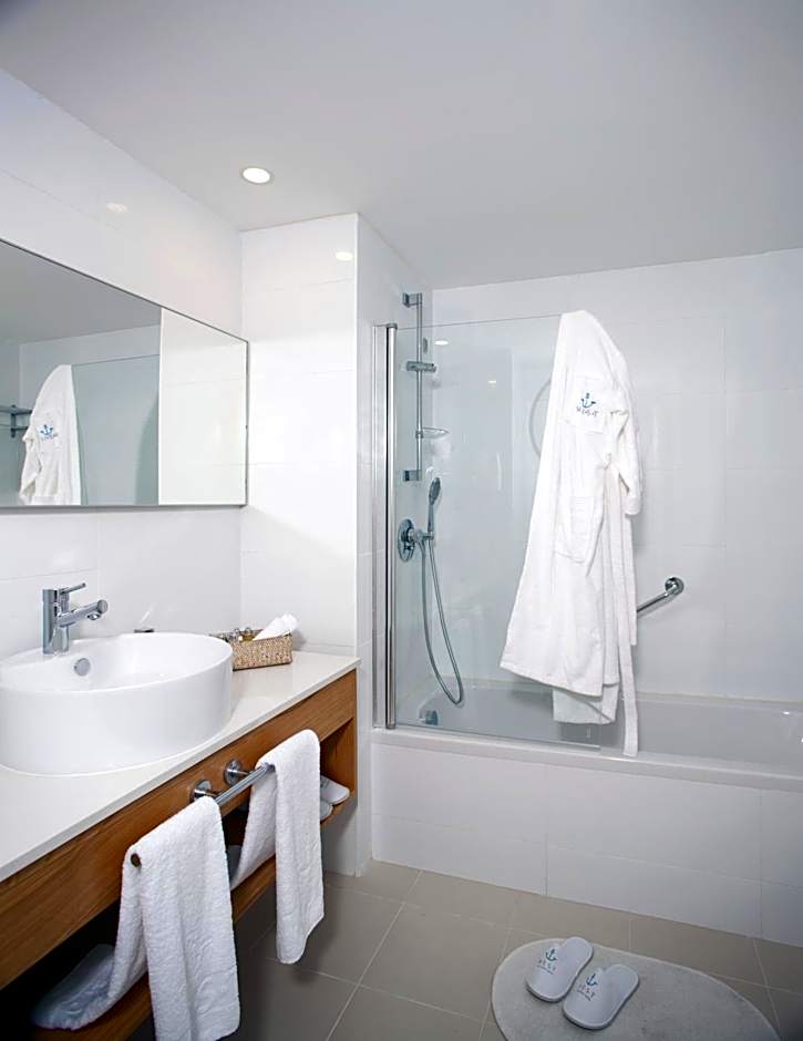 West All Suites Hotel Ashdod