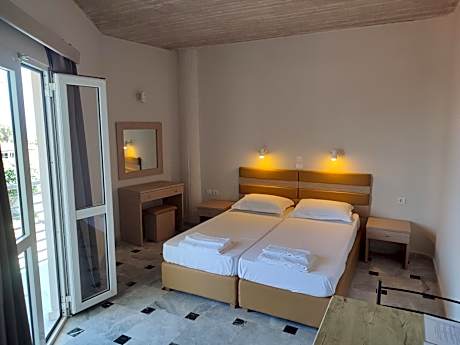 Standard Room with Side Sea View