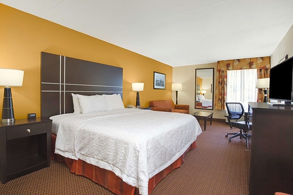 Hampton Inn By Hilton Pittsburgh/West Mifflin