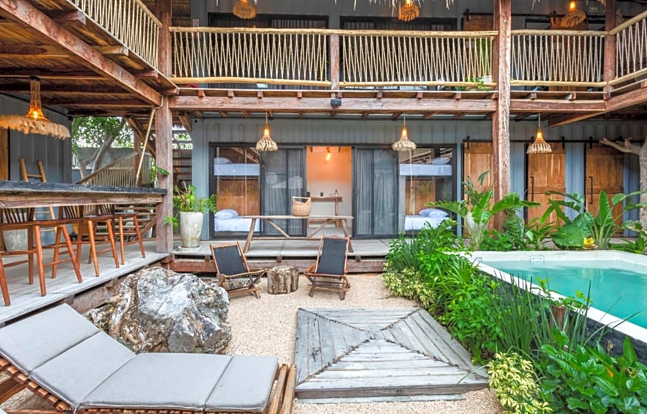 Meteora Stay & Coffeehouse Tulum