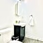 LaVida Exclusive Guest House, Free Parking (Rm#2)