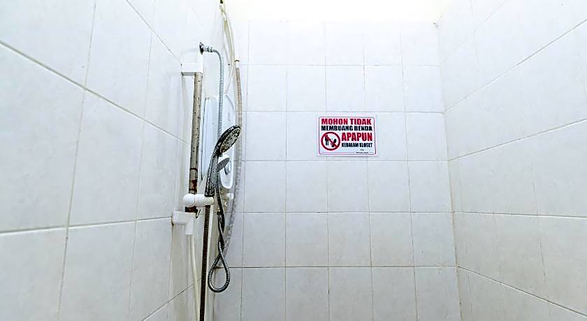 OYO 3767 Permata House