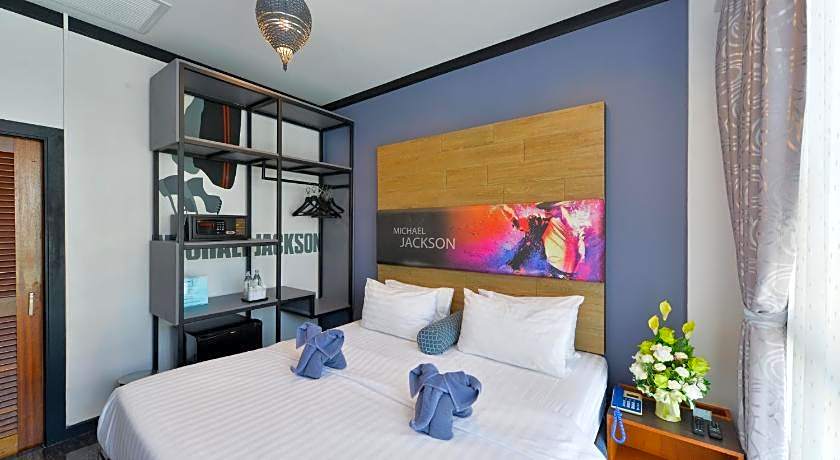 The River Scene Hotel