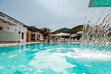 Pachis Escape Suites