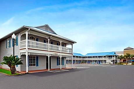 Super 8 by Wyndham Foley