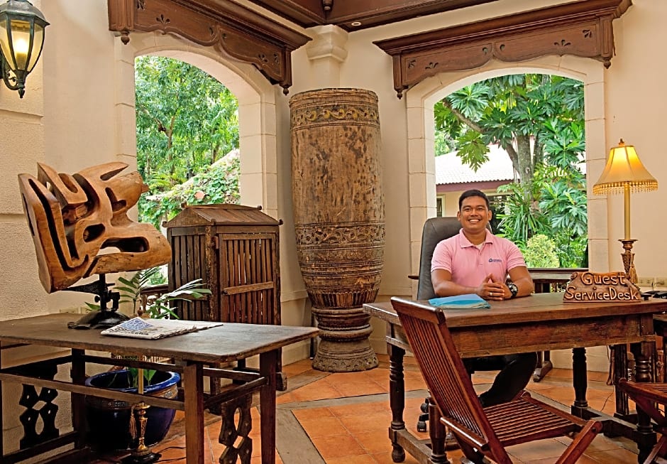 Costabella Tropical Beach Hotel