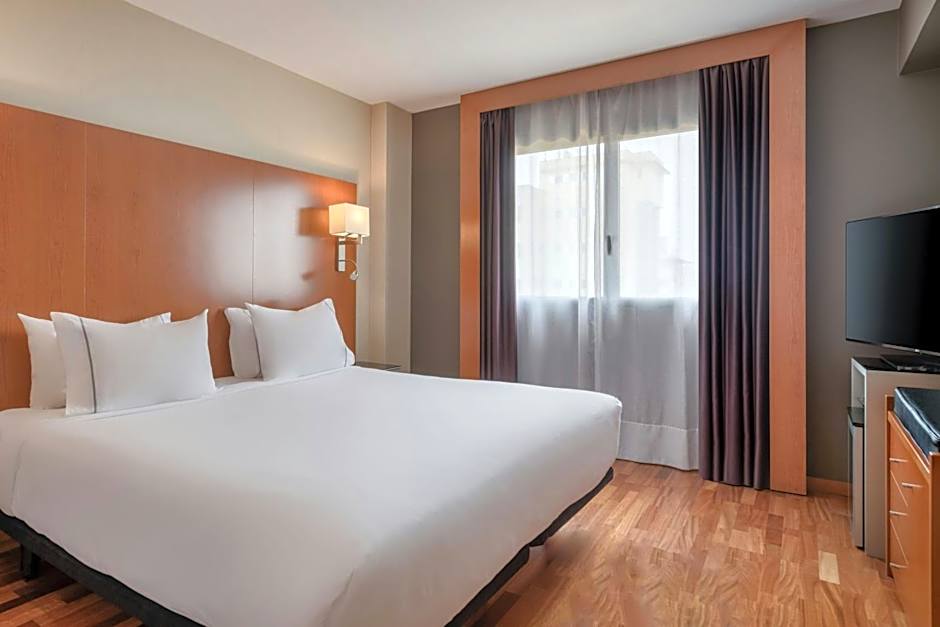 AC Hotel by Marriott Sevilla Forum