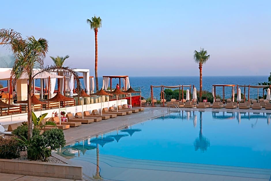 Napa Mermaid Hotel & Suites