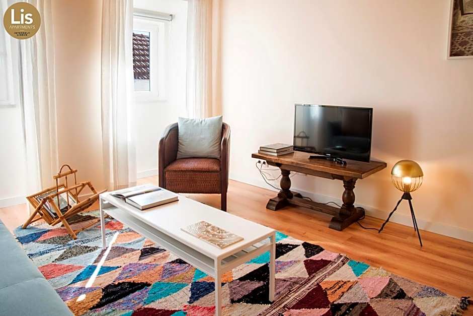 Lis Apartments