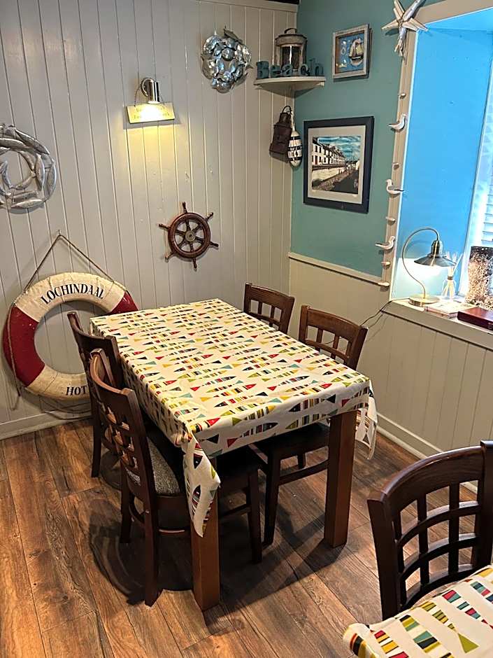 Lochindaal Hotel