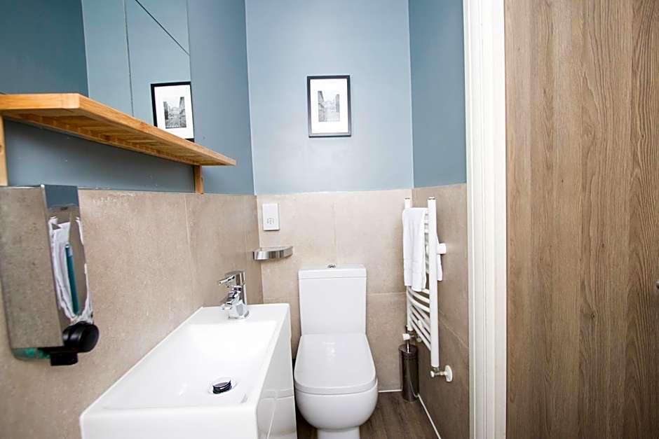 Westciti Caroco Aparthotel