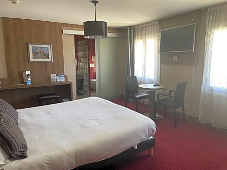 Deluxe Double Room with Bath