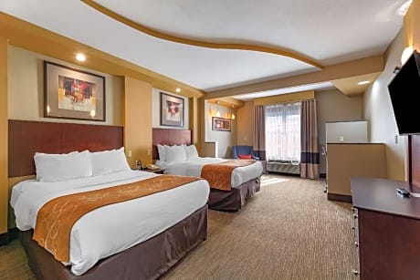 Suite with Two Double Beds - Non-Smoking