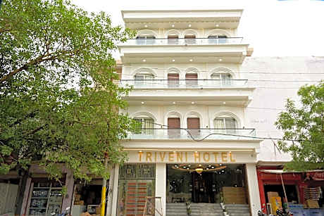 Triveni Hotel And Restaurant