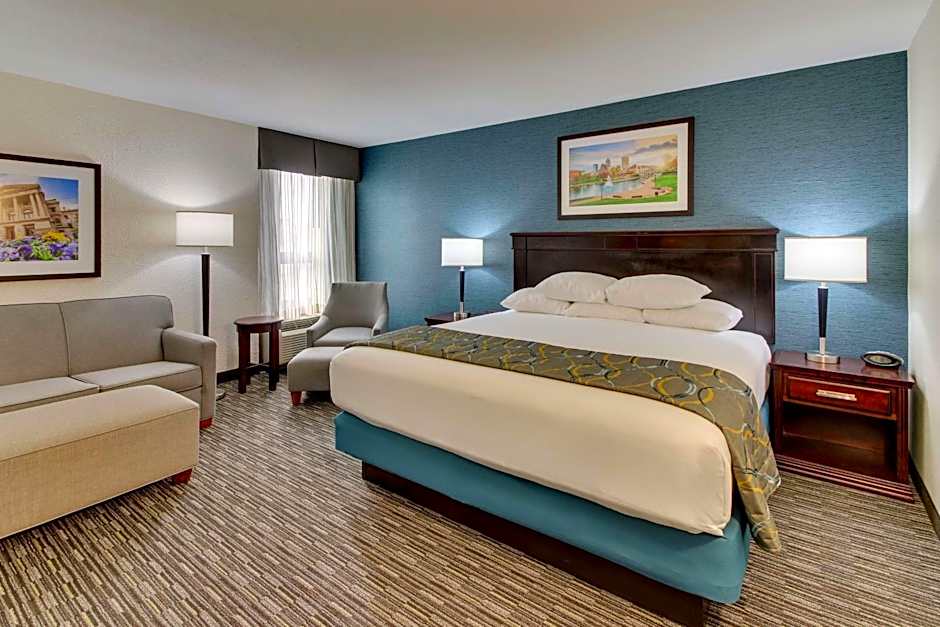 Best Western Plus Indianapolis North at Pyramids