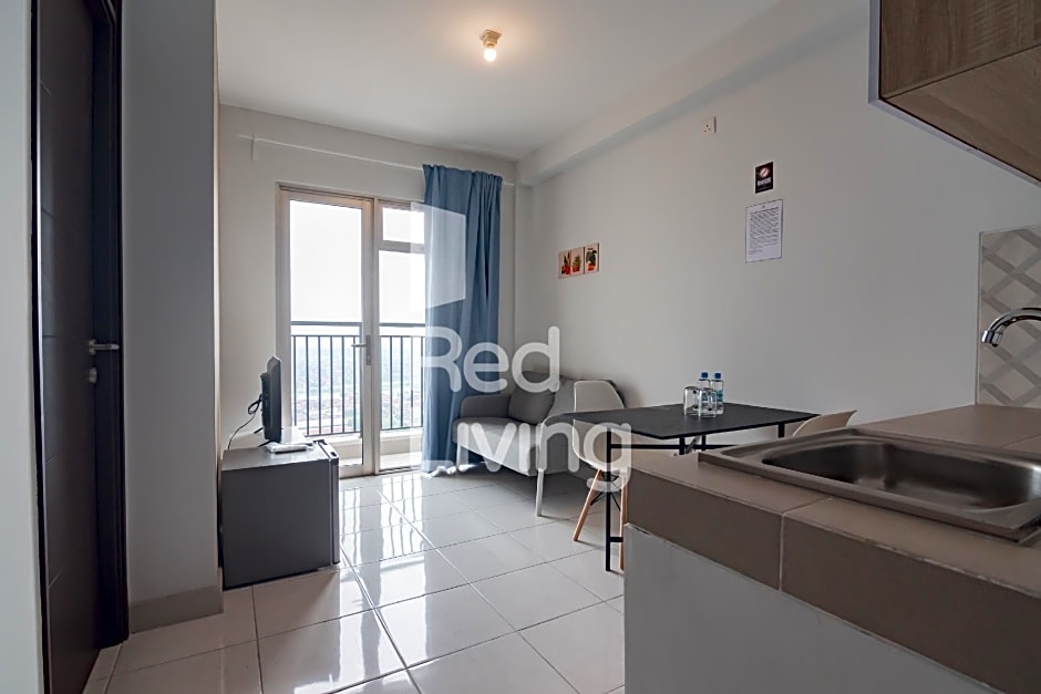 RedLiving Apartemen Mekarwangi Square - M Express