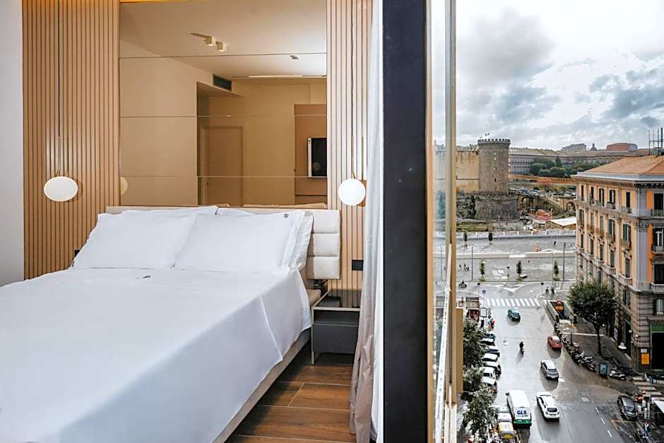 POETICA BOUTIQUE SKY HOTEL