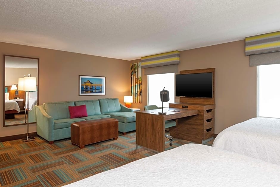 Hampton Inn By Hilton & Suites Fort Myers