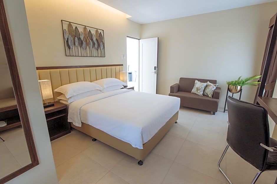 Rovira Suites