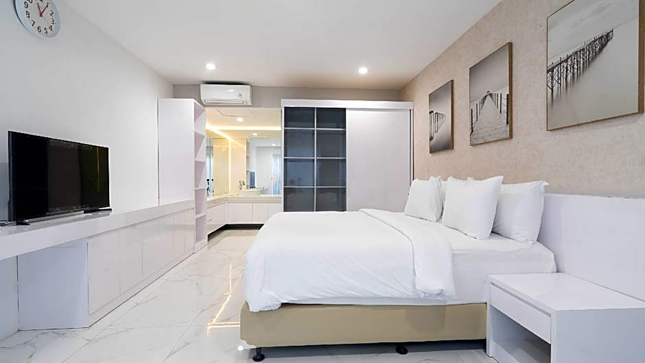 Photo 1 of 7 of 1 Bedroom Suite
