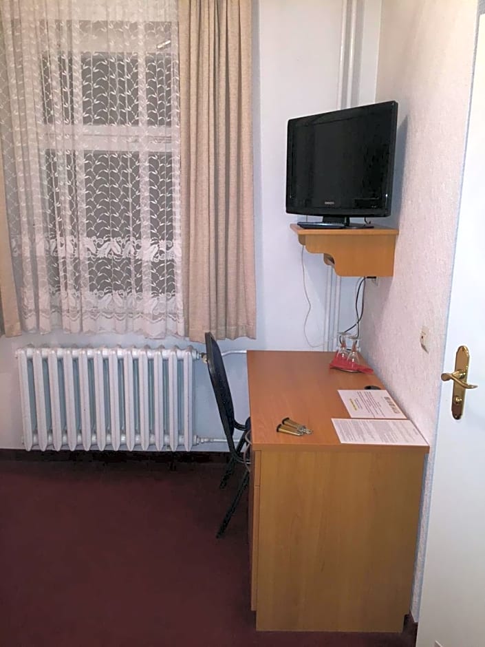 Landhotel "Wettin"