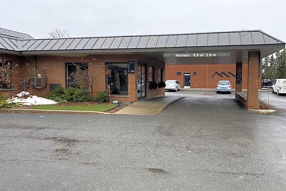 Ramada by Wyndham Laval