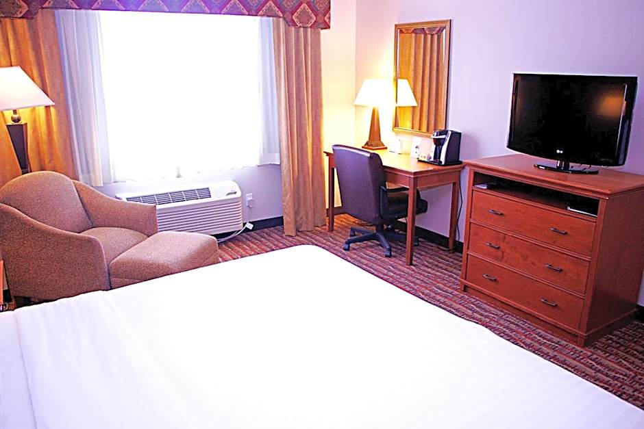 Holiday Inn Express Hotel & Suites Pierre-Fort Pierre By IHG