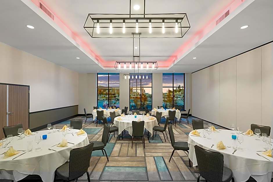 Hotel Indigo Everett - Waterfront Place By IHG