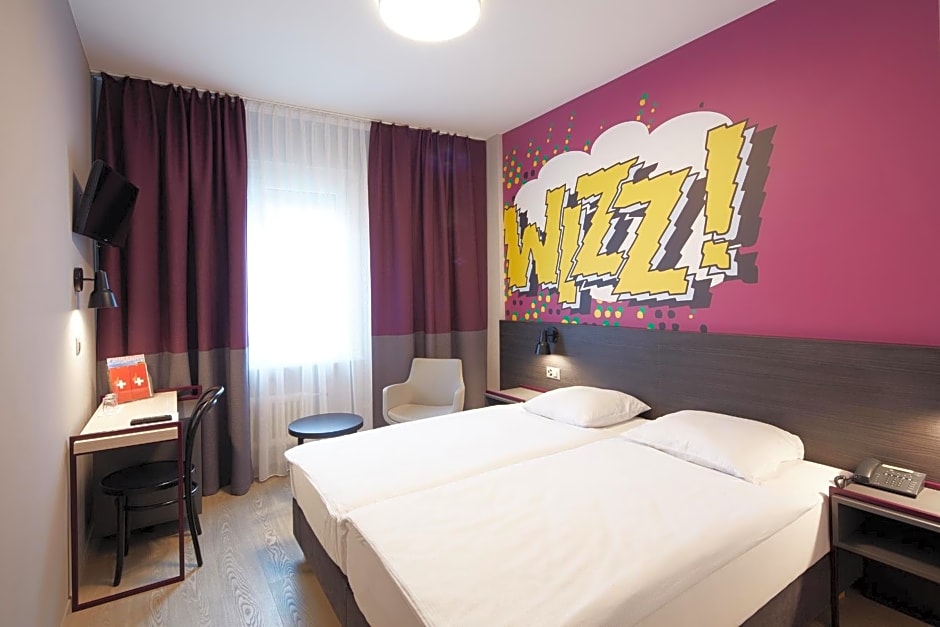 Crystal Hotel