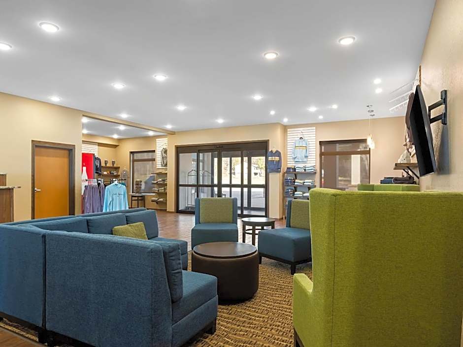 Comfort Inn & Suites Munising-Lakefront