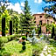 Hotel de Montaña Cueva Ahumada