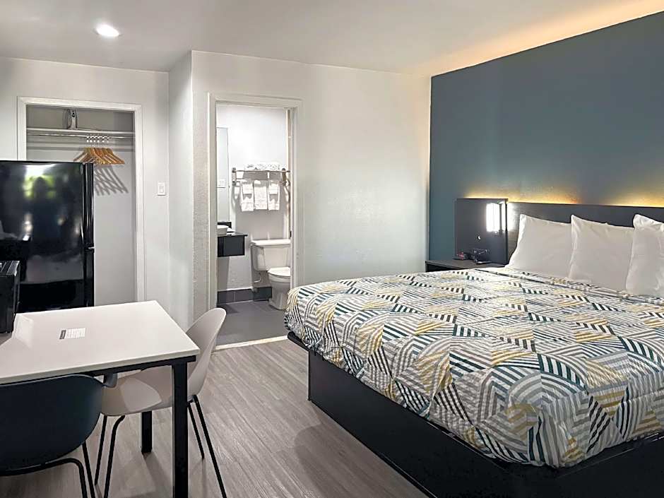 OYO Hotel Irving DFW Airport North