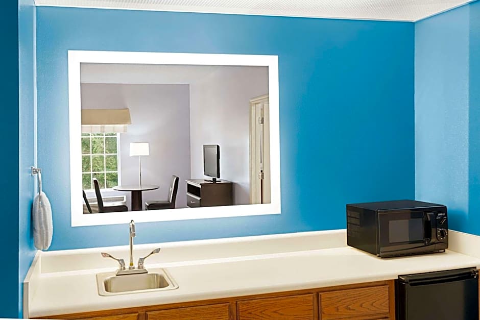 Baymont by Wyndham Henderson Oxford