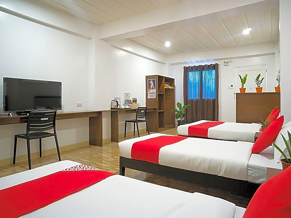 OYO 150 Davao Airport View Hotel