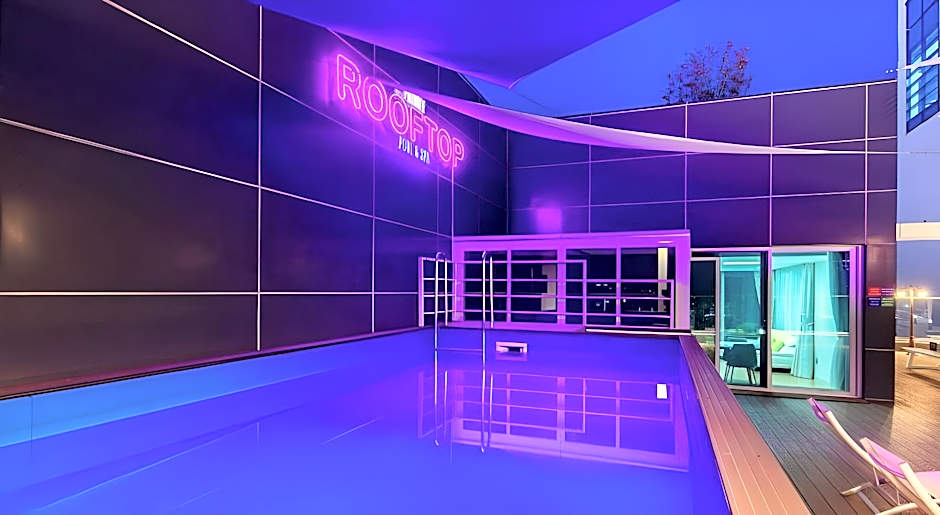 Paju Khills the terrace