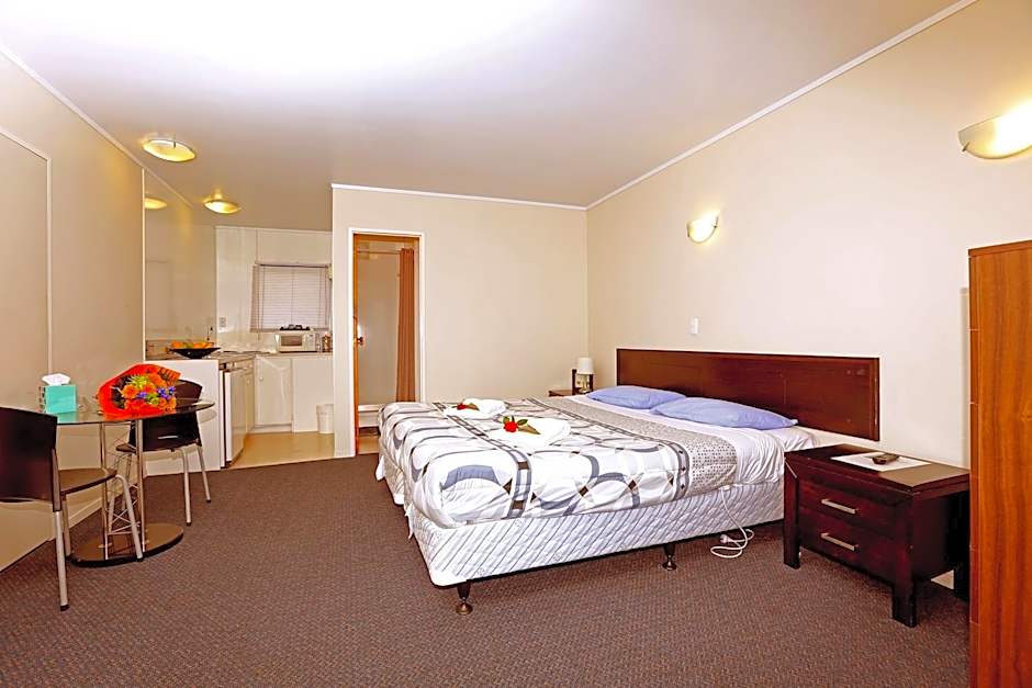 Waiuku Lodge Motel