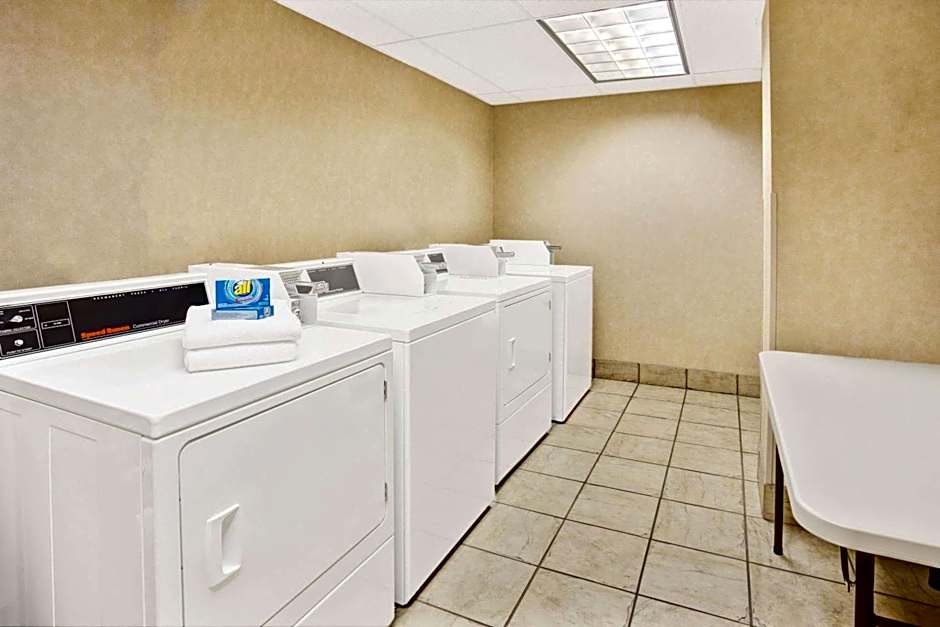 Baymont by Wyndham Indianapolis West