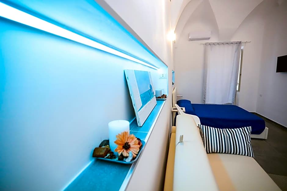 IL VIAGGIATORE VIA INDIPENDENZA 2