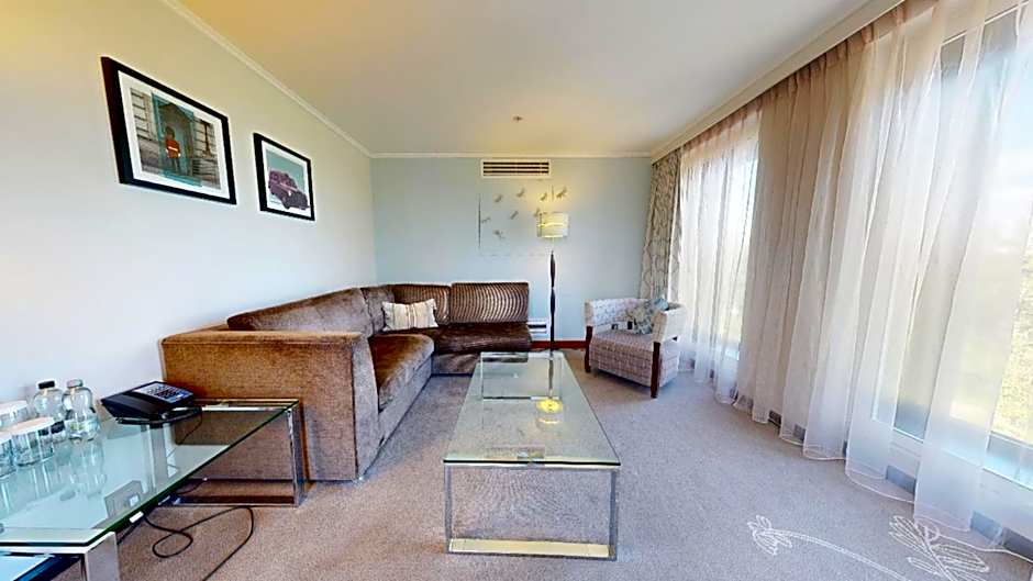 Hilton London Heathrow Airport Terminal 5