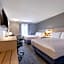 Days Inn by Wyndham Thunder Bay North