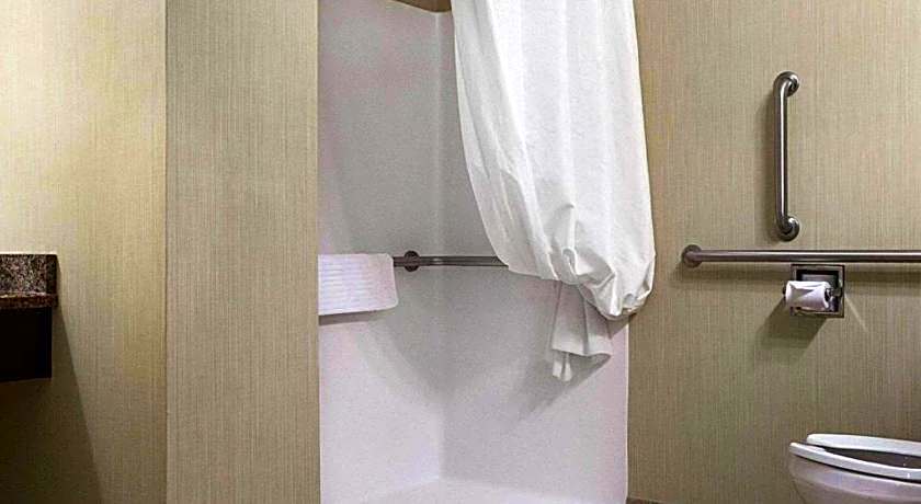 MainStay Suites Bismarck