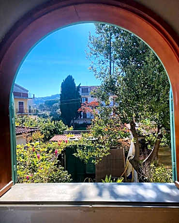 Deluxe Double Room with Extra Bed