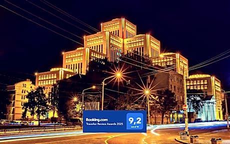Menorah Hotel