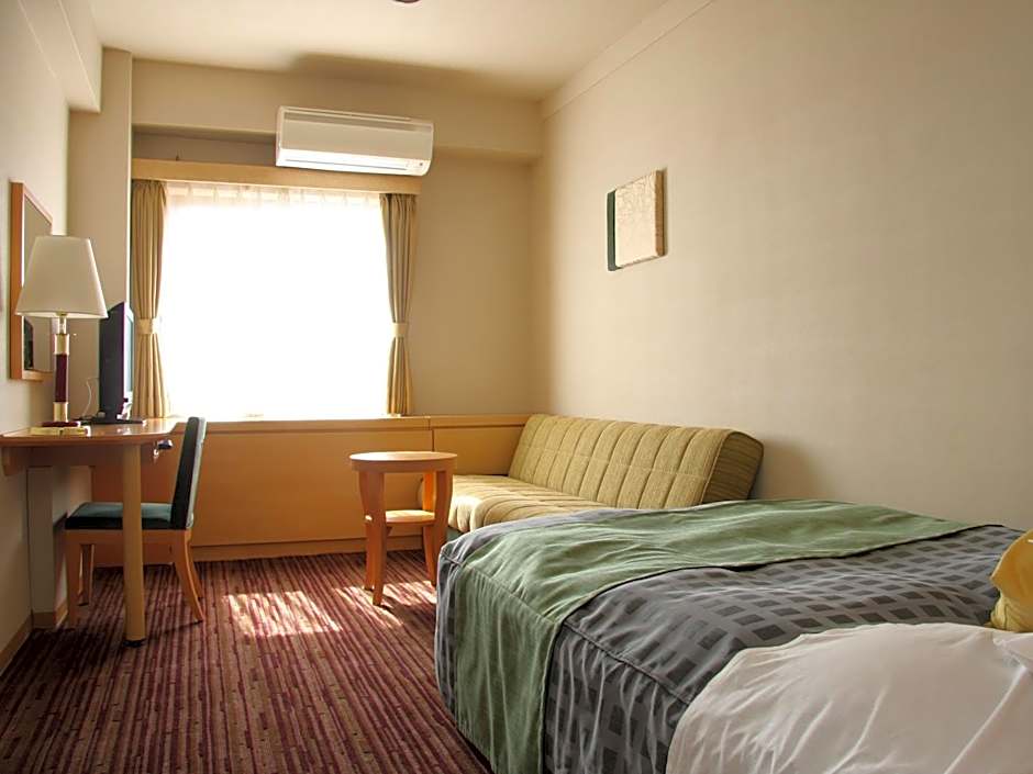 Okazaki New Grand Hotel