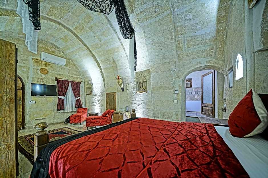Maccan Cave Hotel